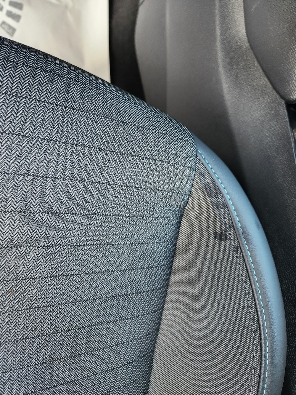 PEUGEOT 208 1.2 Allure Pack PureTech 100 S&S EAT8 — expertise
