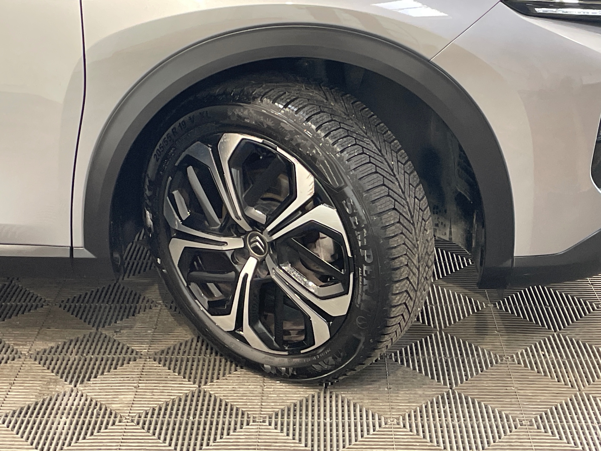 CITROEN C5 X PureTech 130 EAT8 Plus — expertise