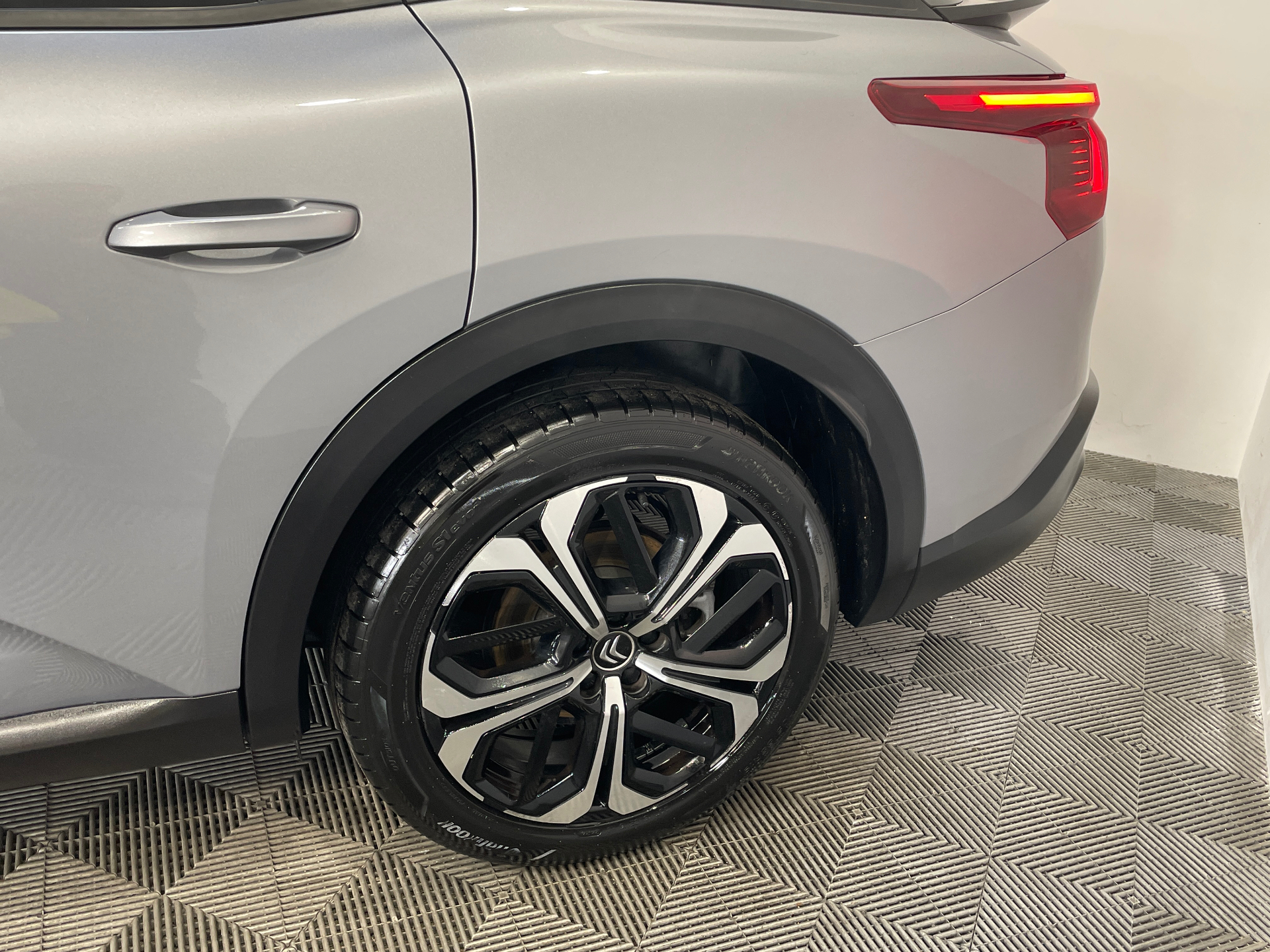 CITROEN C5 X PureTech 130 EAT8 Plus — expertise