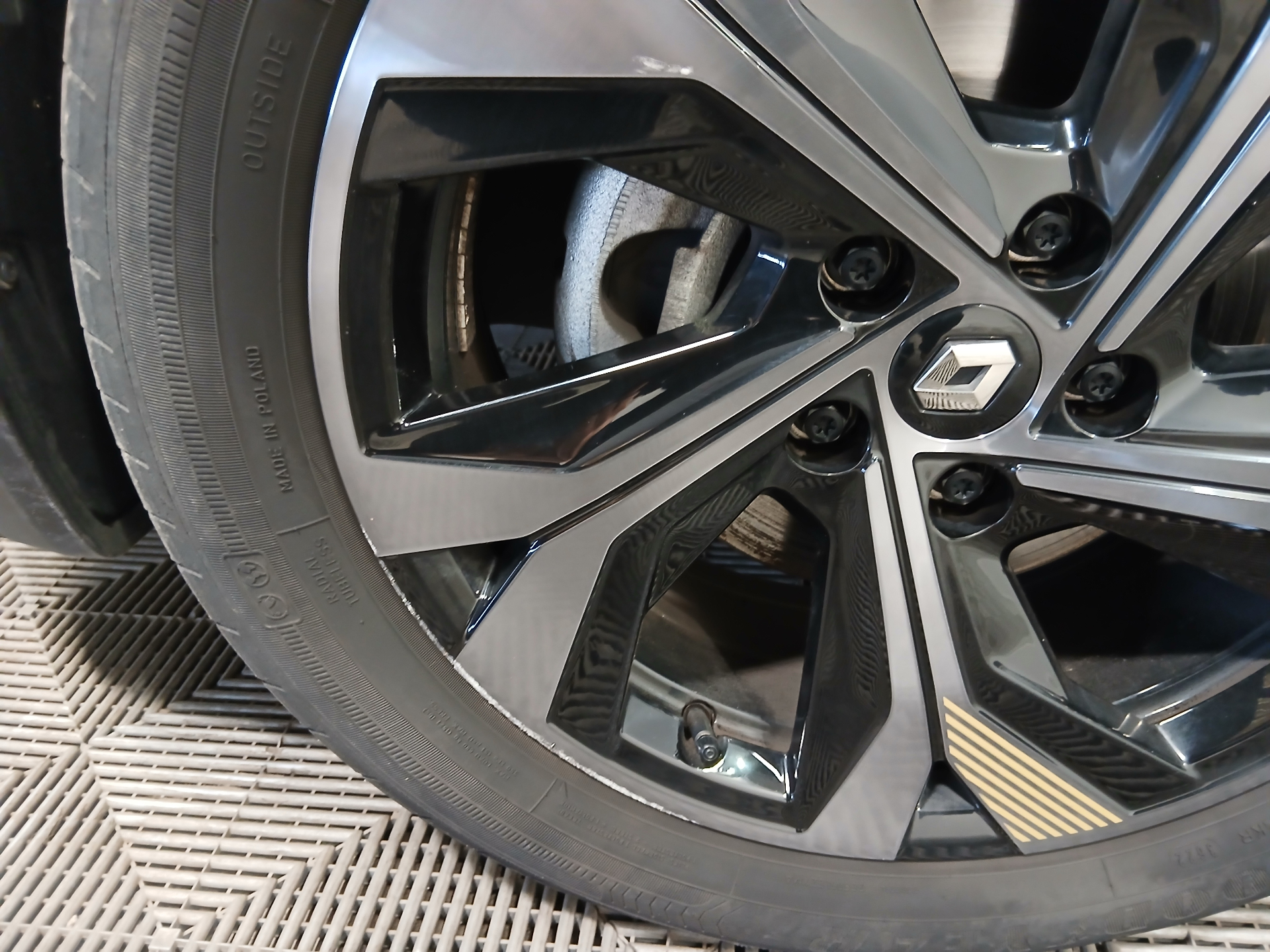 RENAULT CAPTUR E-Tech engineered full hybrid 145 — expertise