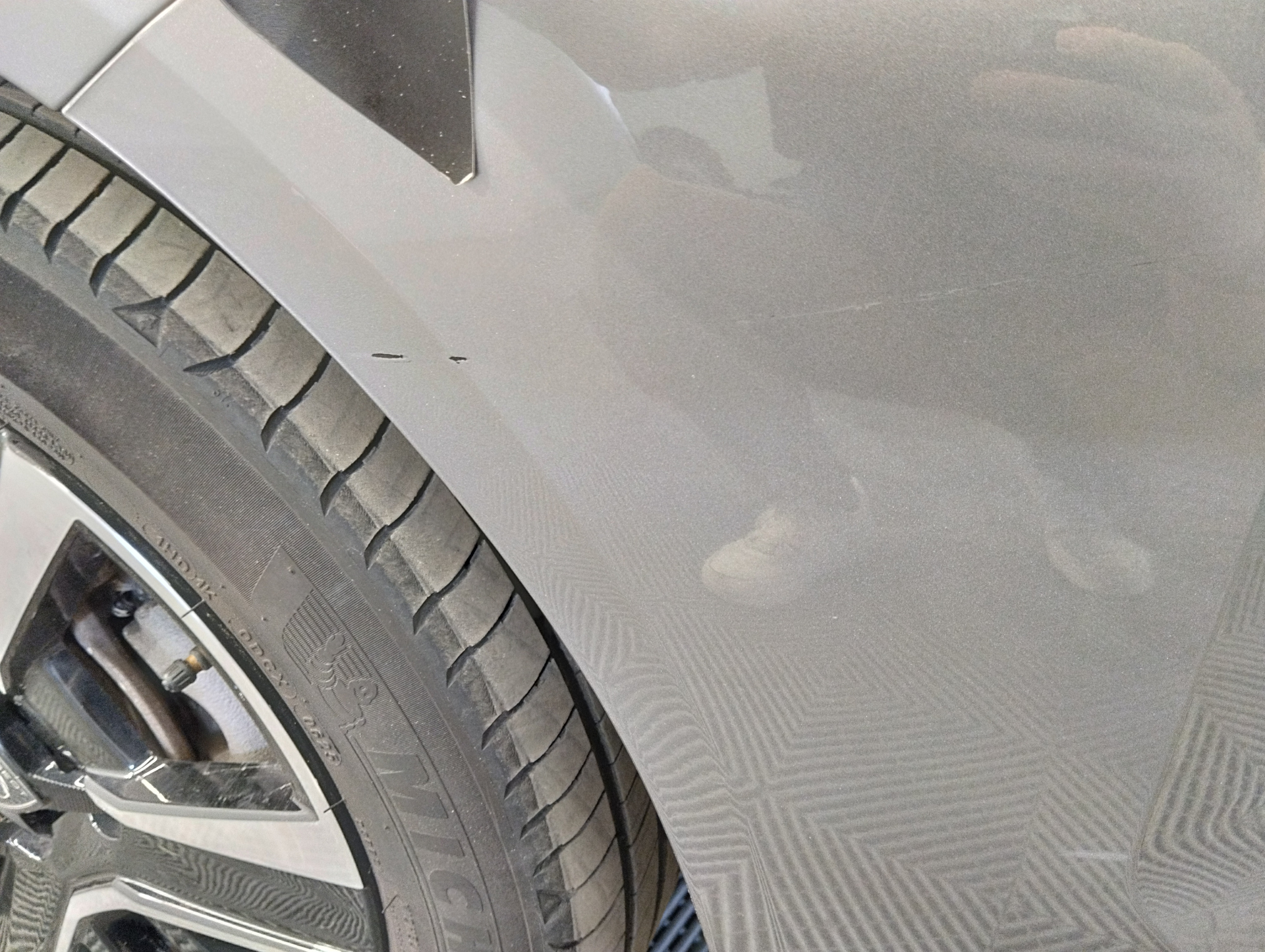 PEUGEOT 208 100 CV ALLURE — expertise
