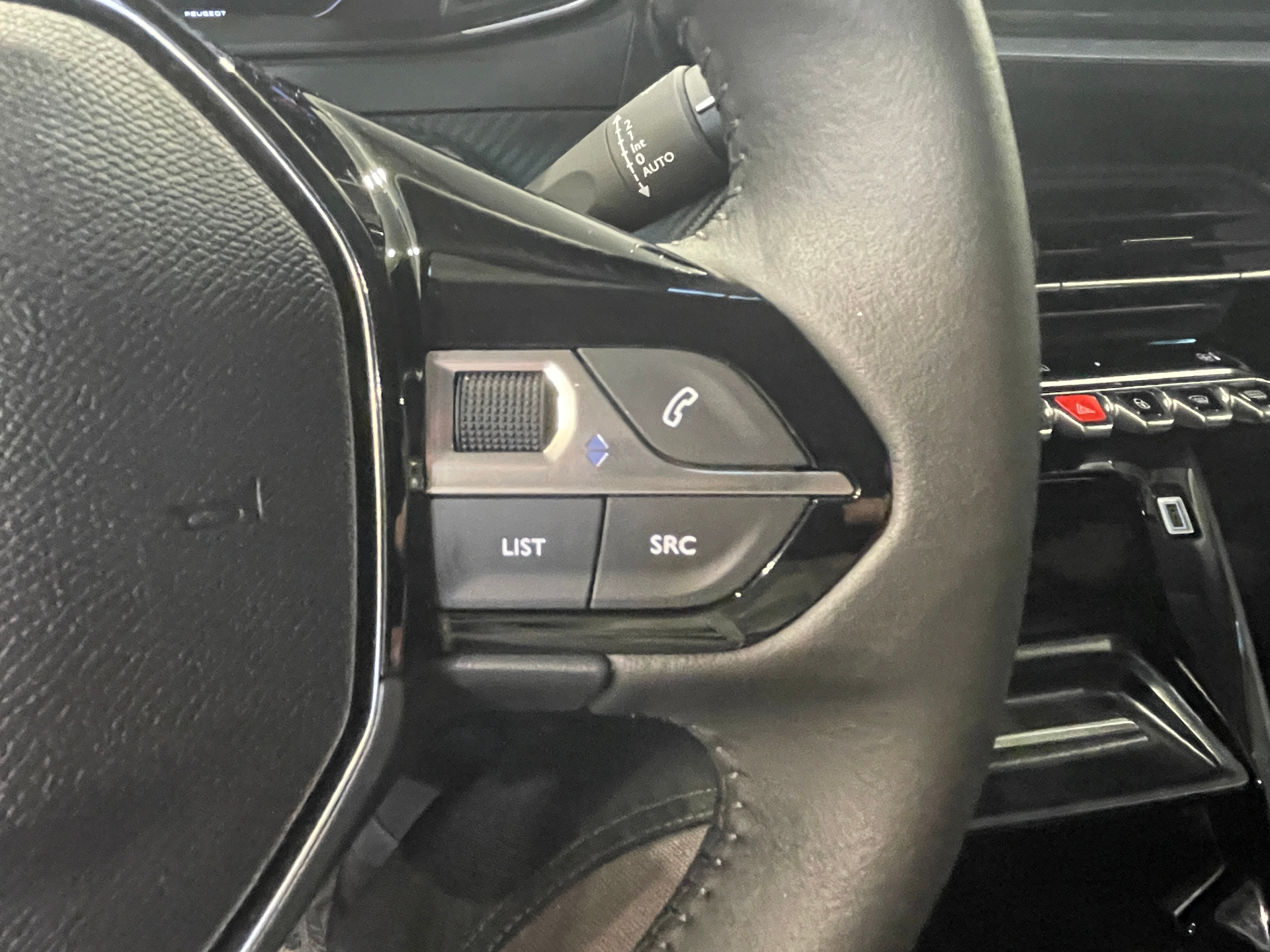 PEUGEOT 208 1.2 puretech 100 S&S BVM6 Allure - 5P