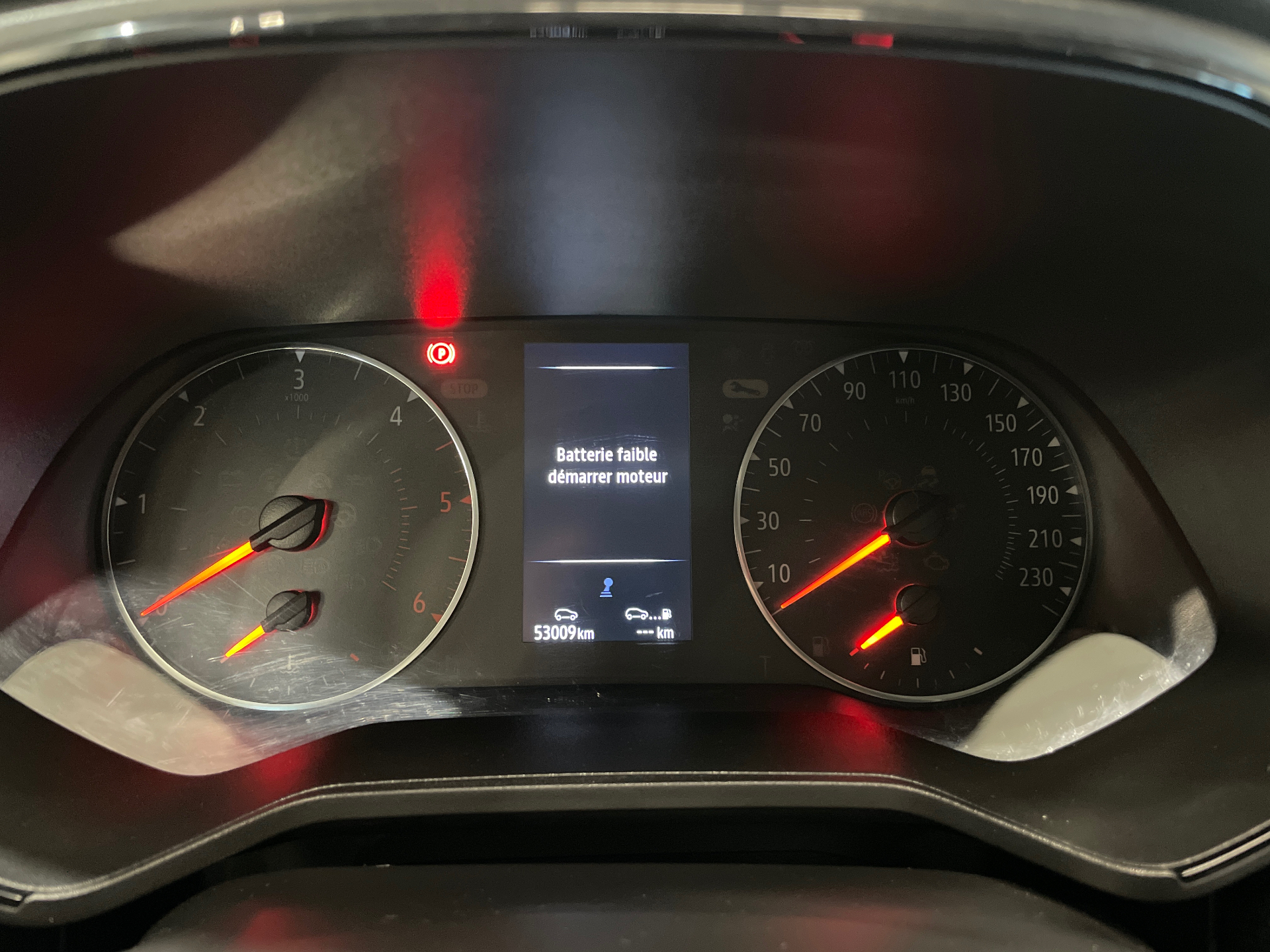 RENAULT CLIO V Blue dCi 100 - 21N Business — expertise