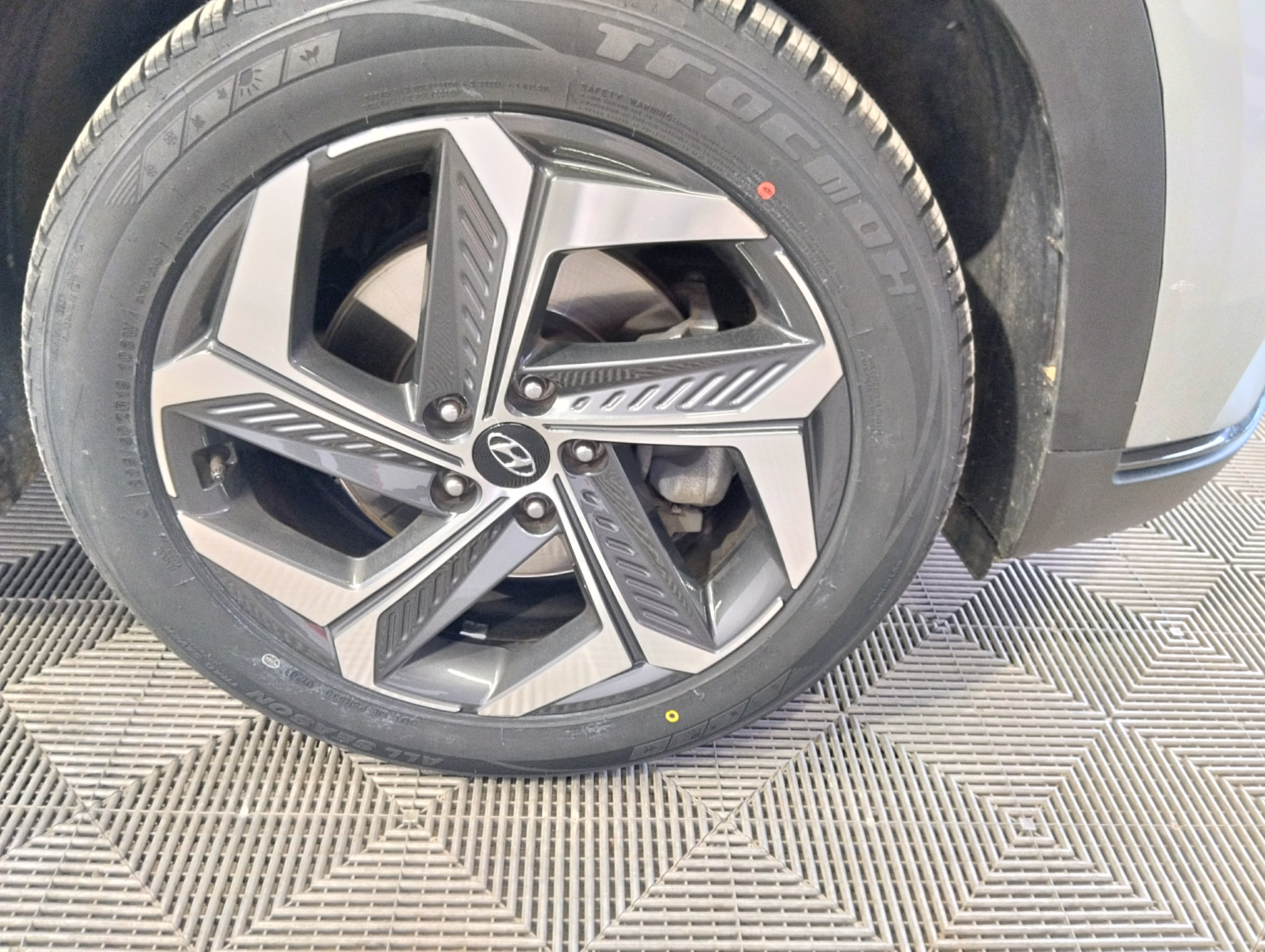 HYUNDAI TUCSON 1.6 T-GDI 150 Hybrid 48V DCT-7 Executive — expertise