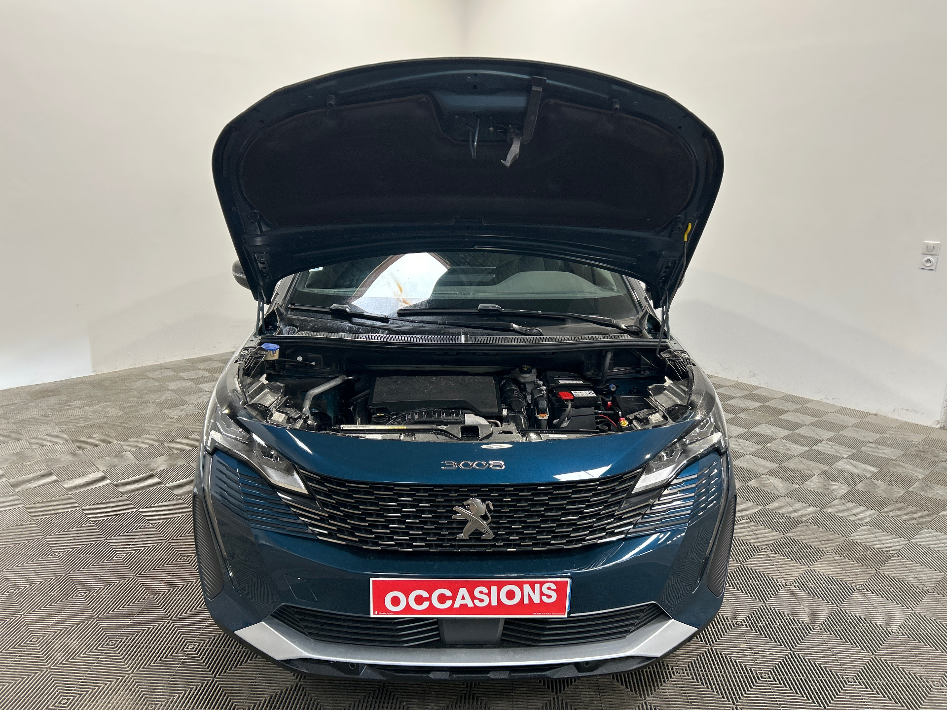 PEUGEOT 3008 ALLURE PACK PTECH 130 S&S BVM6 — expertise