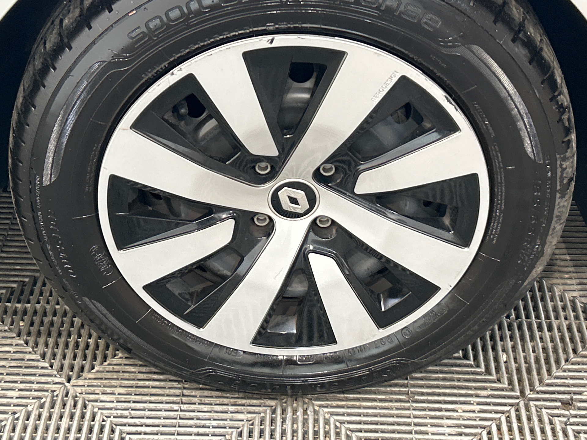 RENAULT CLIO V TCe 90 Equilibre — expertise