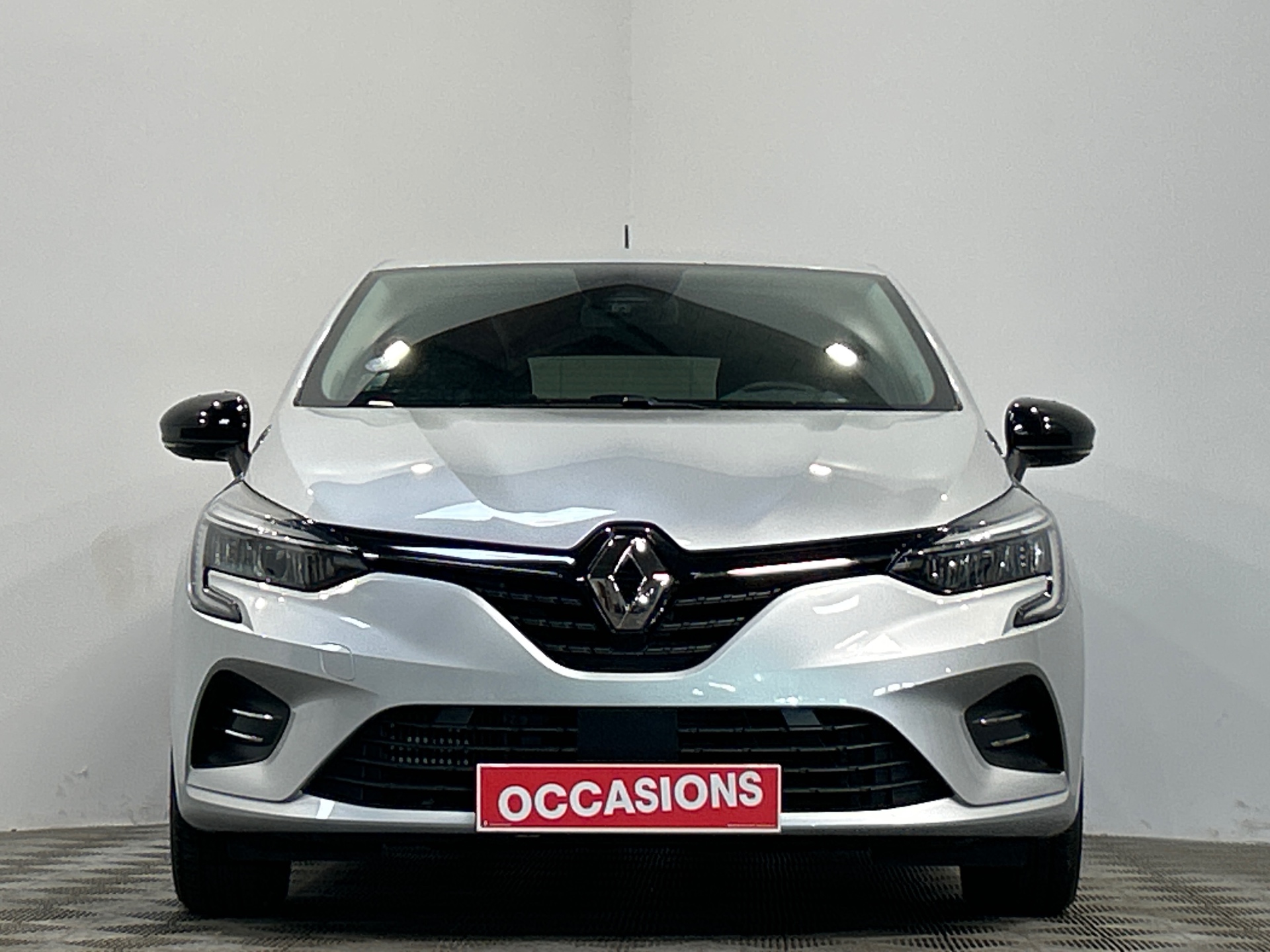 RENAULT CLIO V TCe 90 Equilibre