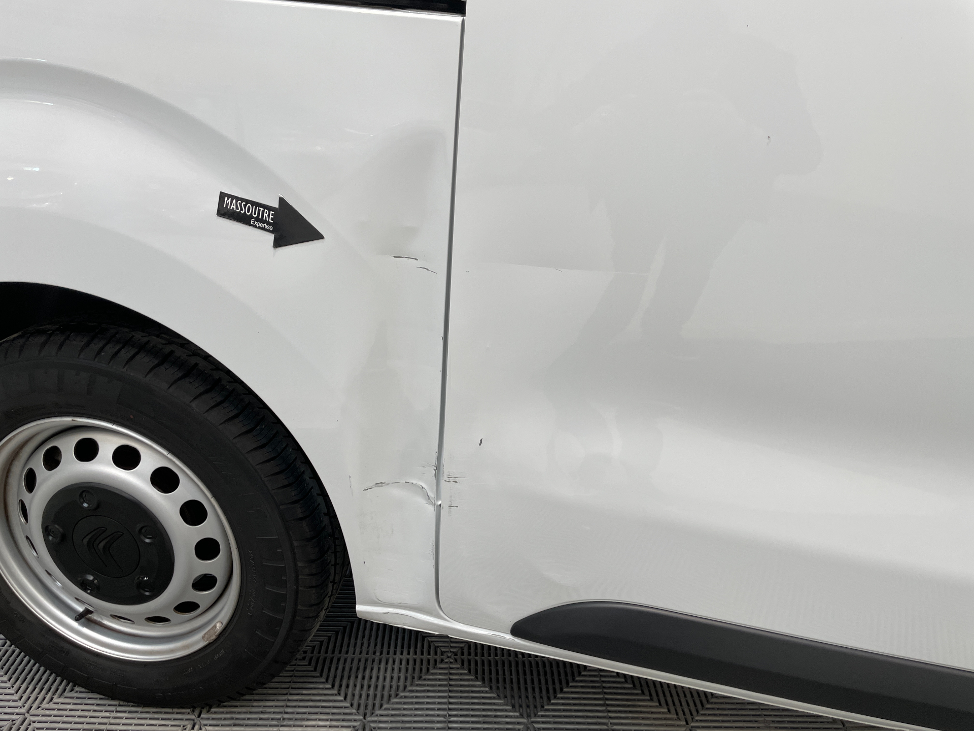 CITROEN JUMPY FOURGON FGN M BLUEHDI 100 S&S BVM6 CLUB — expertise