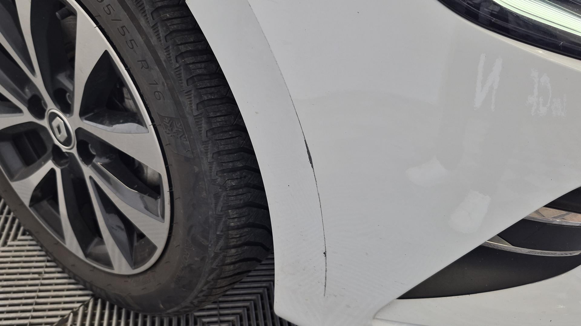 RENAULT CLIO V E-Tech full hybrid 145 Techno — expertise