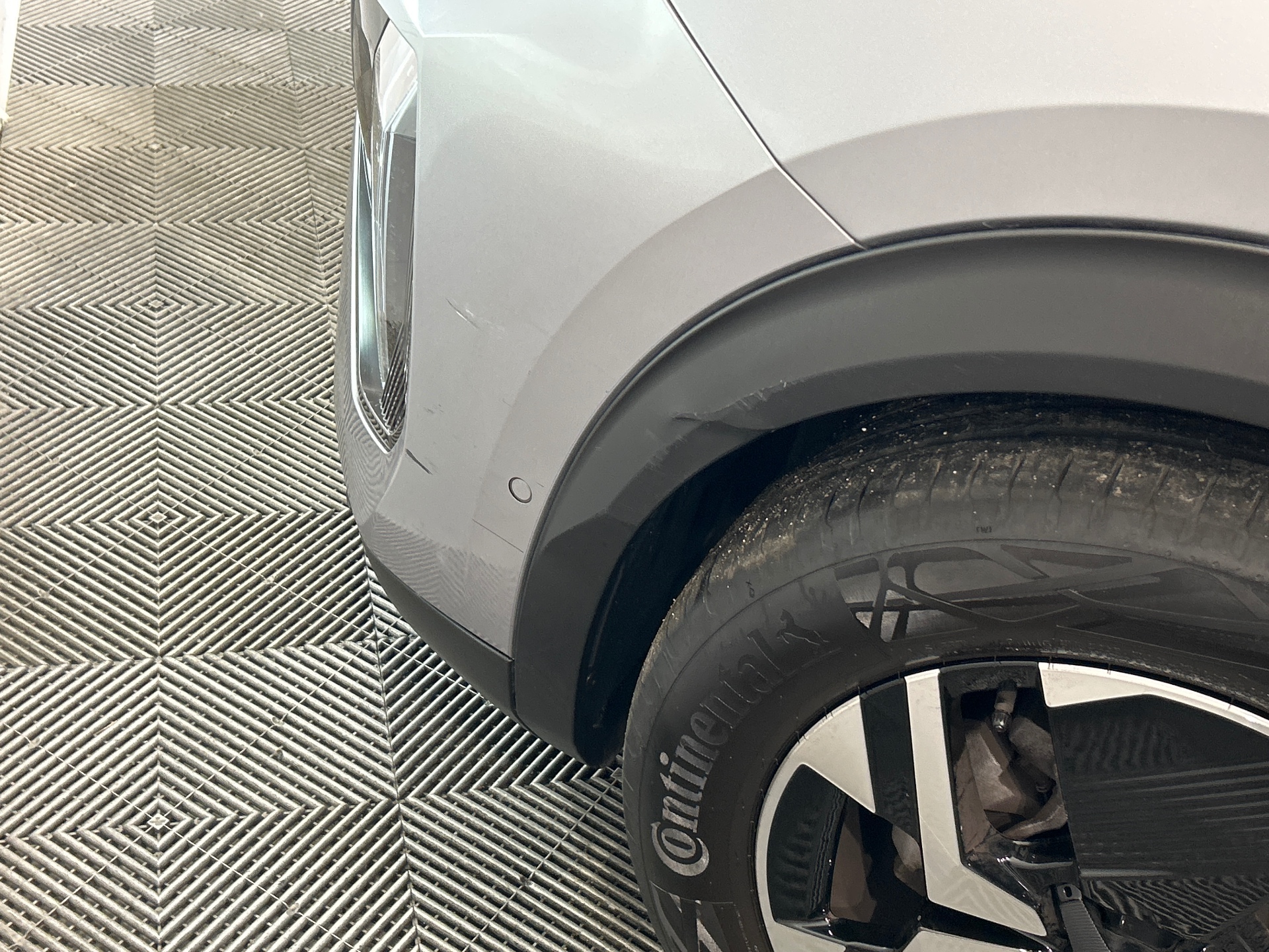 PEUGEOT 2008 ALLURE PURETECH 130 S&S EAT8 — expertise