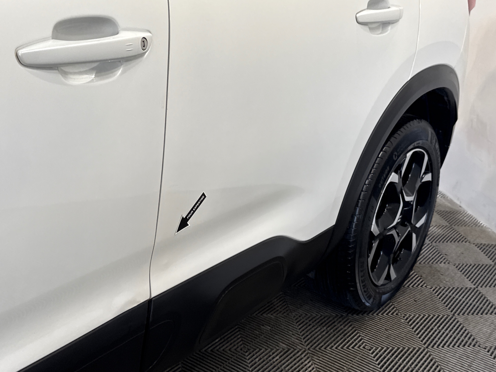 CITROEN C5 AIRCROSS PTECH 130 S&S EAT8 C-SERIES — expertise