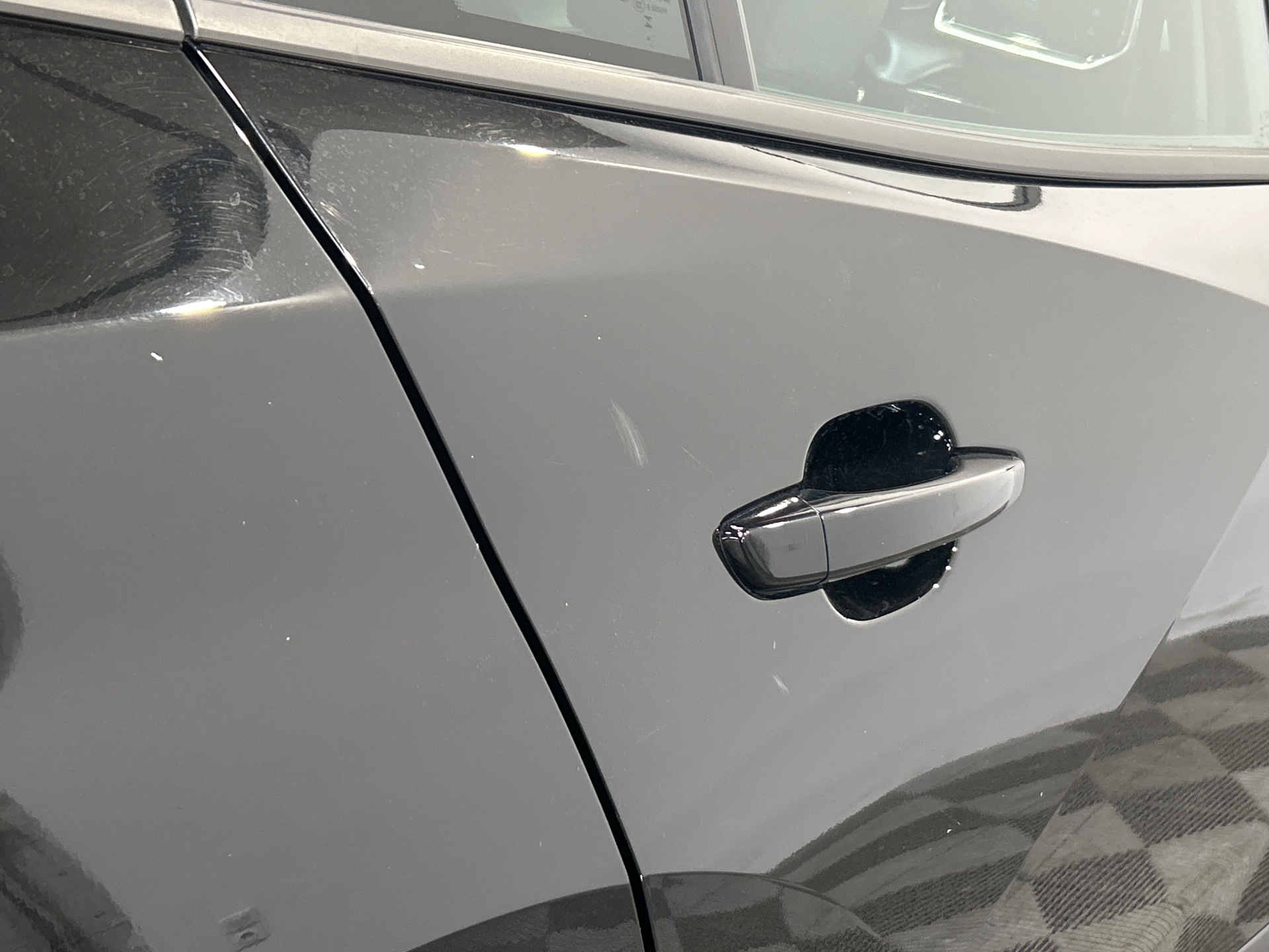 PEUGEOT 2008 Hybrid 145 e-DCS6 Style — expertise