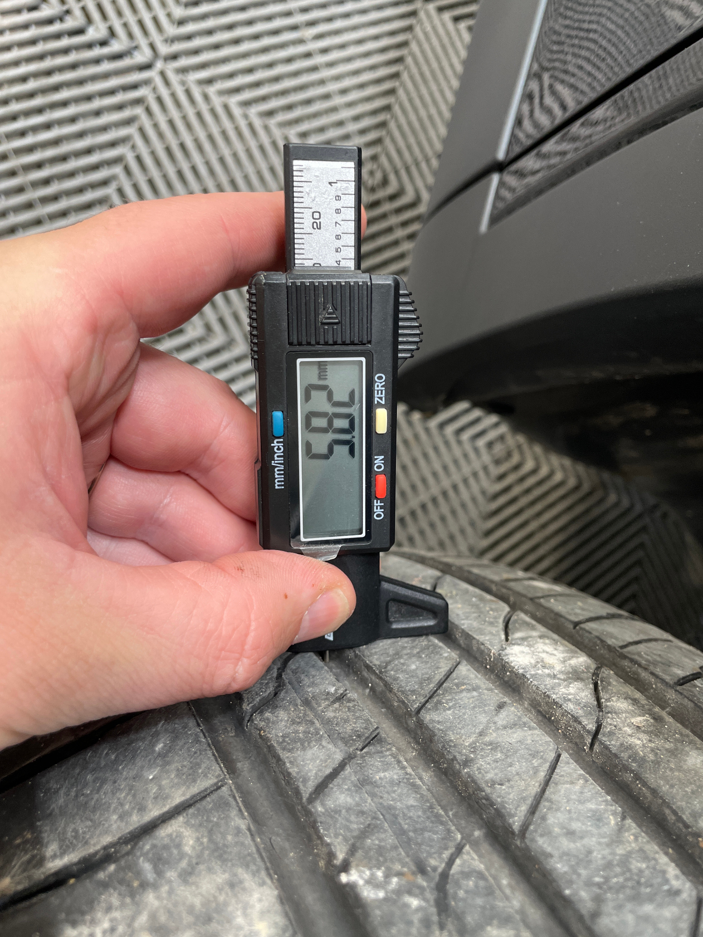 PEUGEOT 2008 Hybrid 145 e-DCS6 Style — expertise