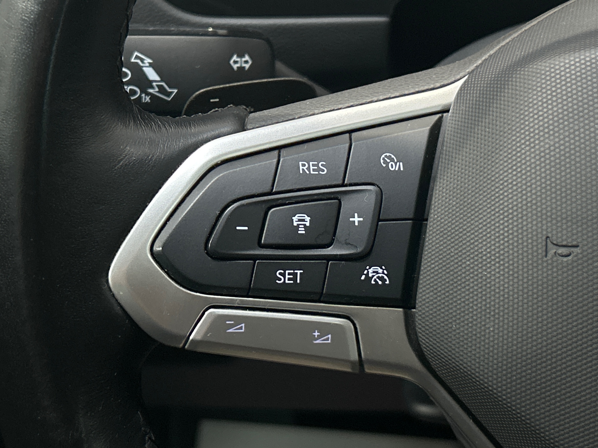 VOLKSWAGEN TIGUAN 1.5 TSI 150ch DSG7 Elegance Exclusive