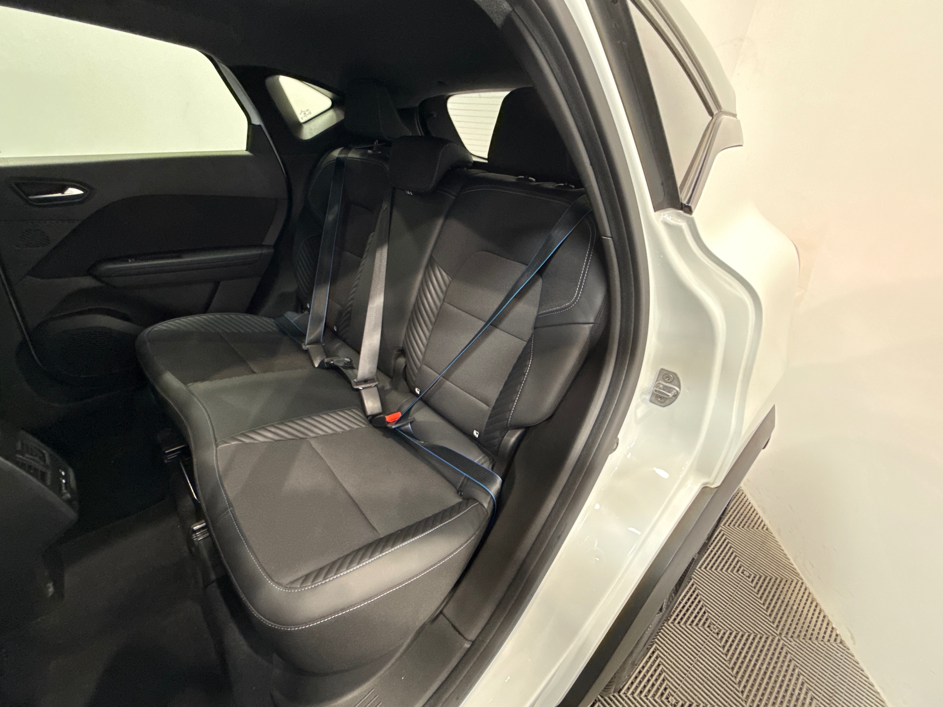 RENAULT CAPTUR E-Tech full hybrid 145 ch esprit Alpine