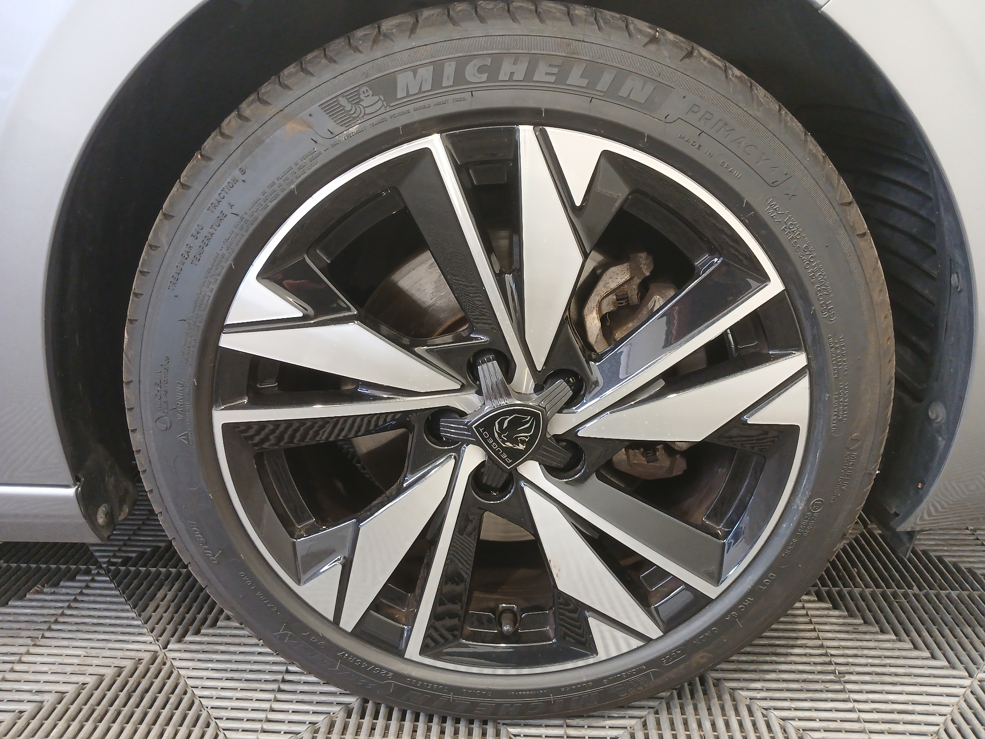 PEUGEOT 308 BlueHDi 130ch S&S EAT8 Allure