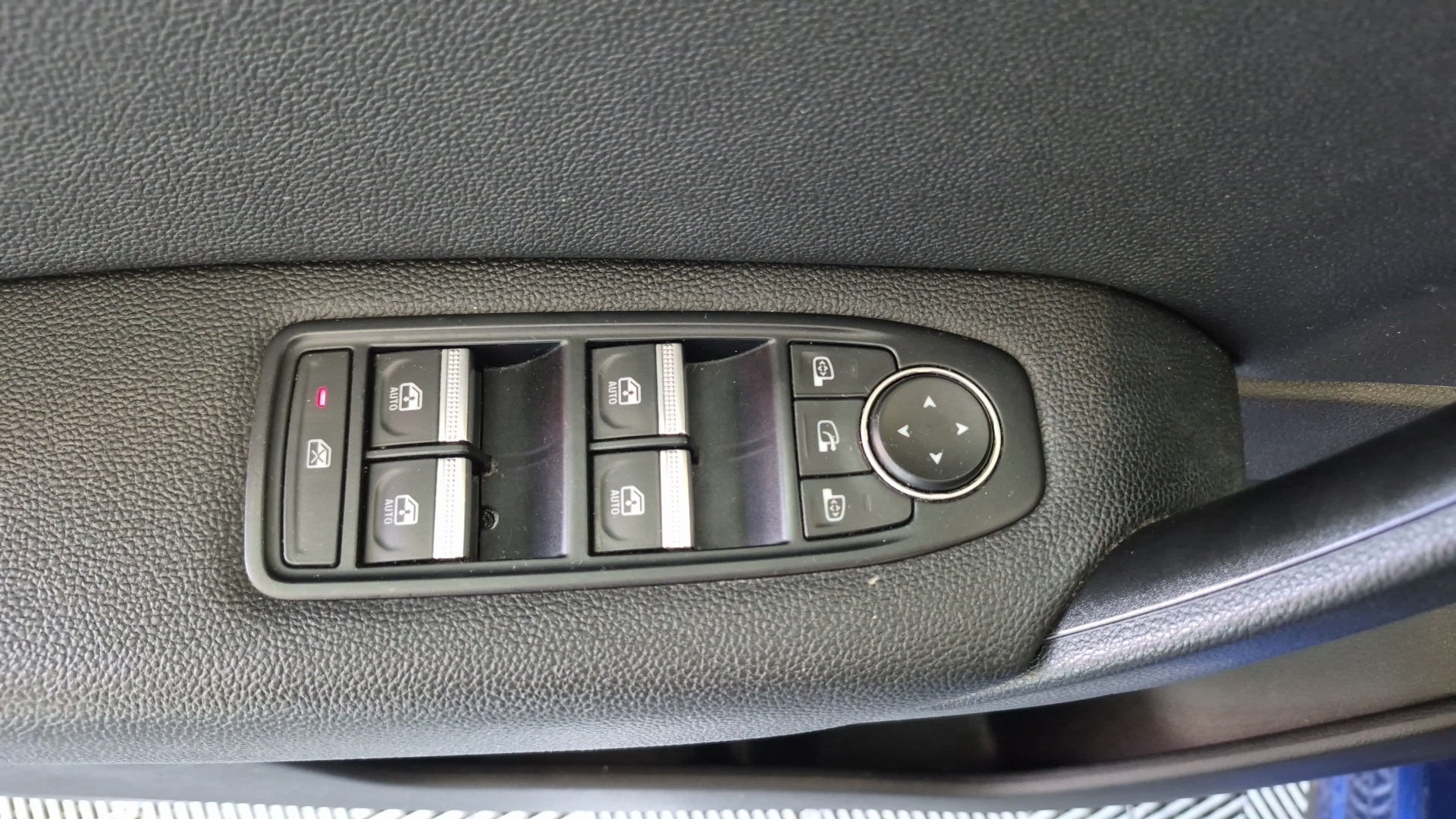 RENAULT CAPTUR E-Tech Plug-in 160 Intens