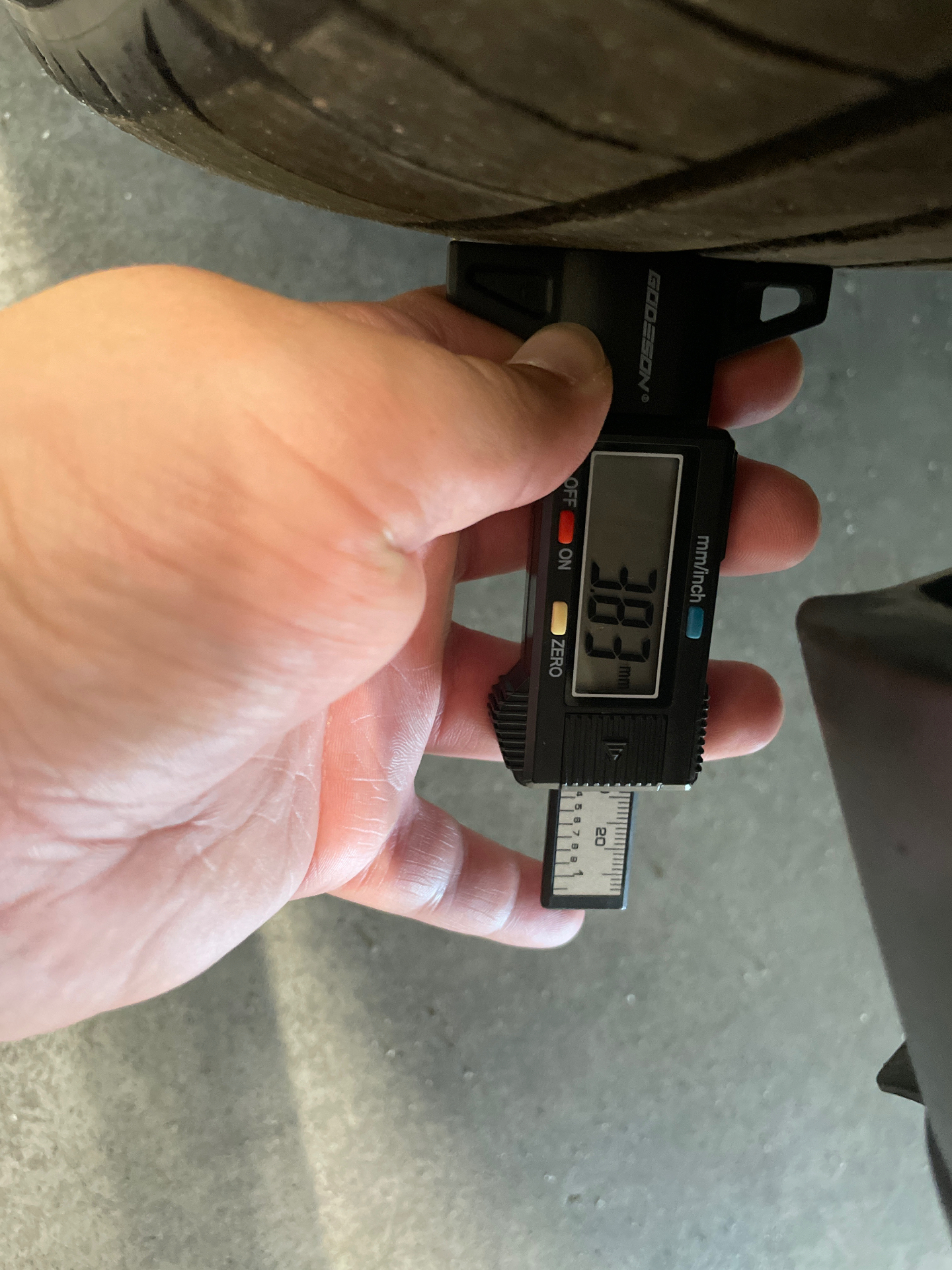 CITROEN C4 BlueHDi 130 EAT8 Max — expertise