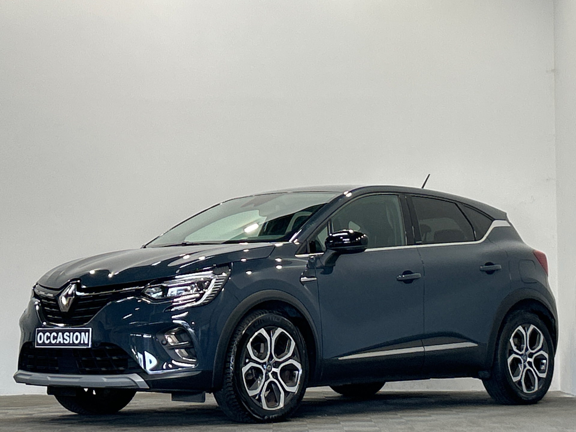 RENAULT CAPTUR E-Tech Plug-in 160 Intens