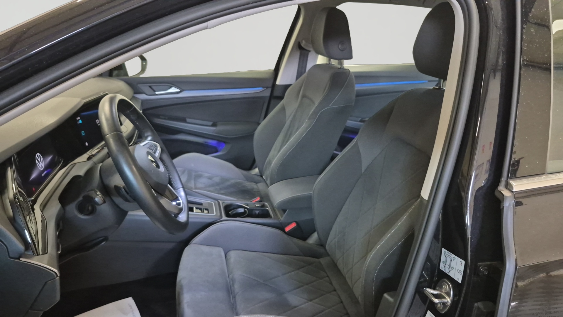 VOLKSWAGEN GOLF 1.5 eTSI OPF 130 DSG7 Style