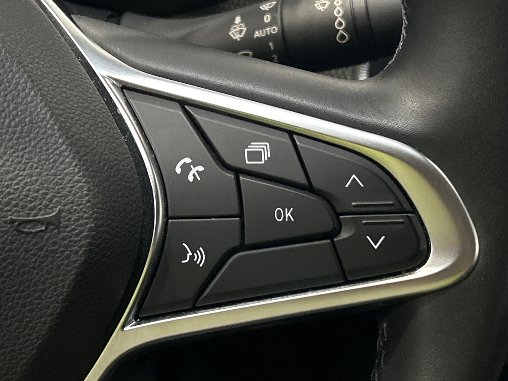 RENAULT ARKANA E-Tech hybride 145 - 22 Techno