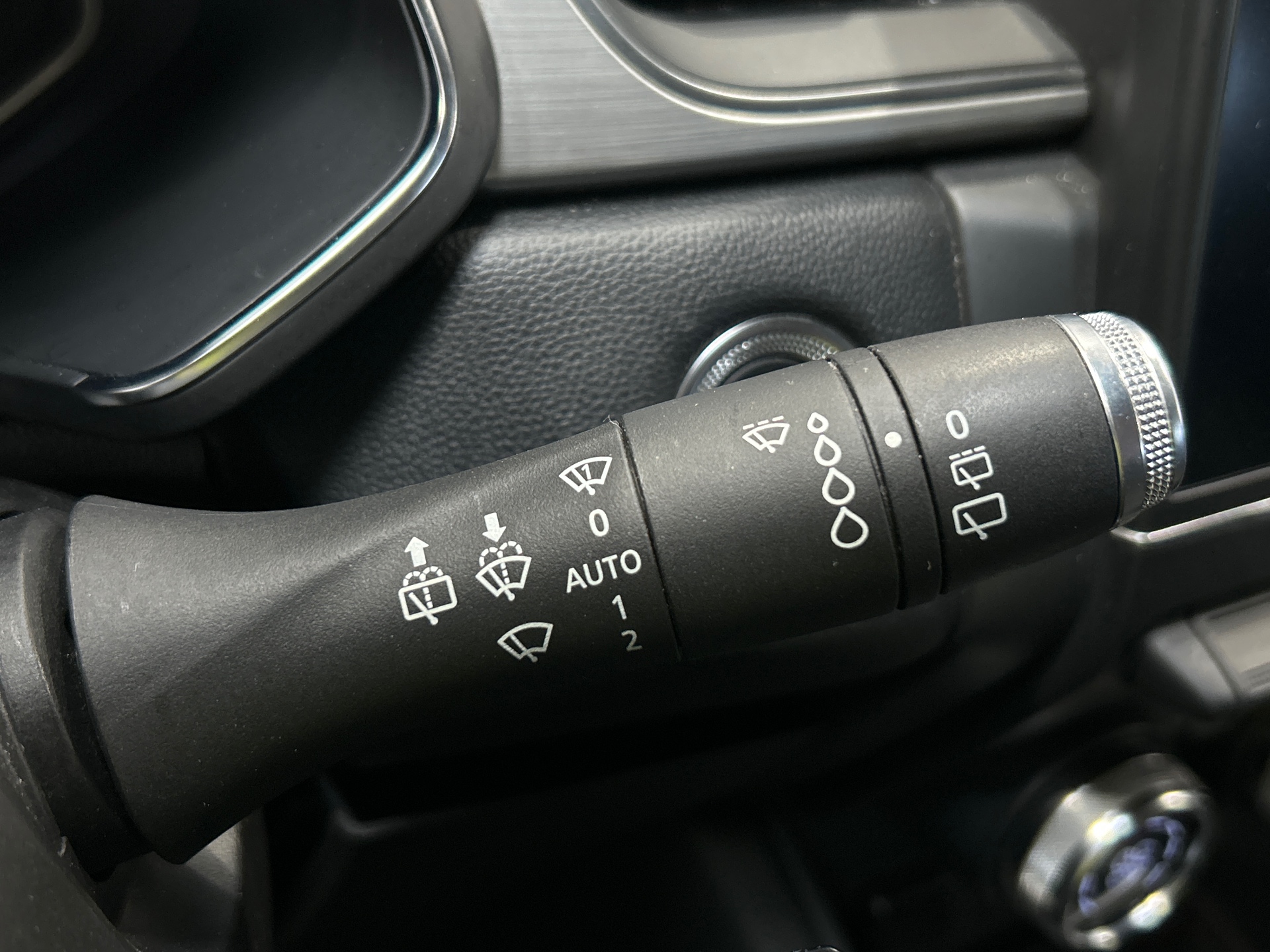 RENAULT CAPTUR TCe 140 EDC - 21 Intens