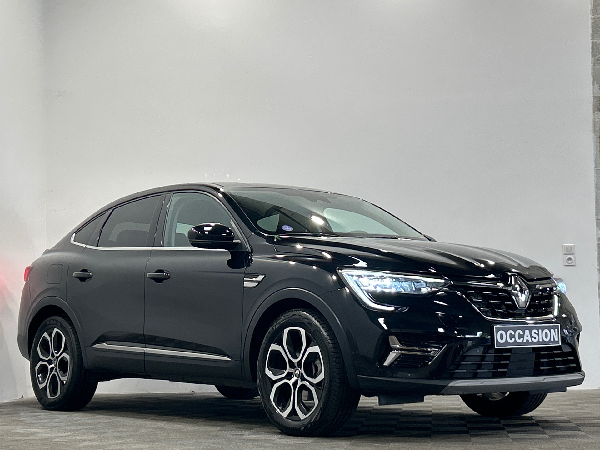 RENAULT ARKANA E-Tech hybride 145 - 22 Techno