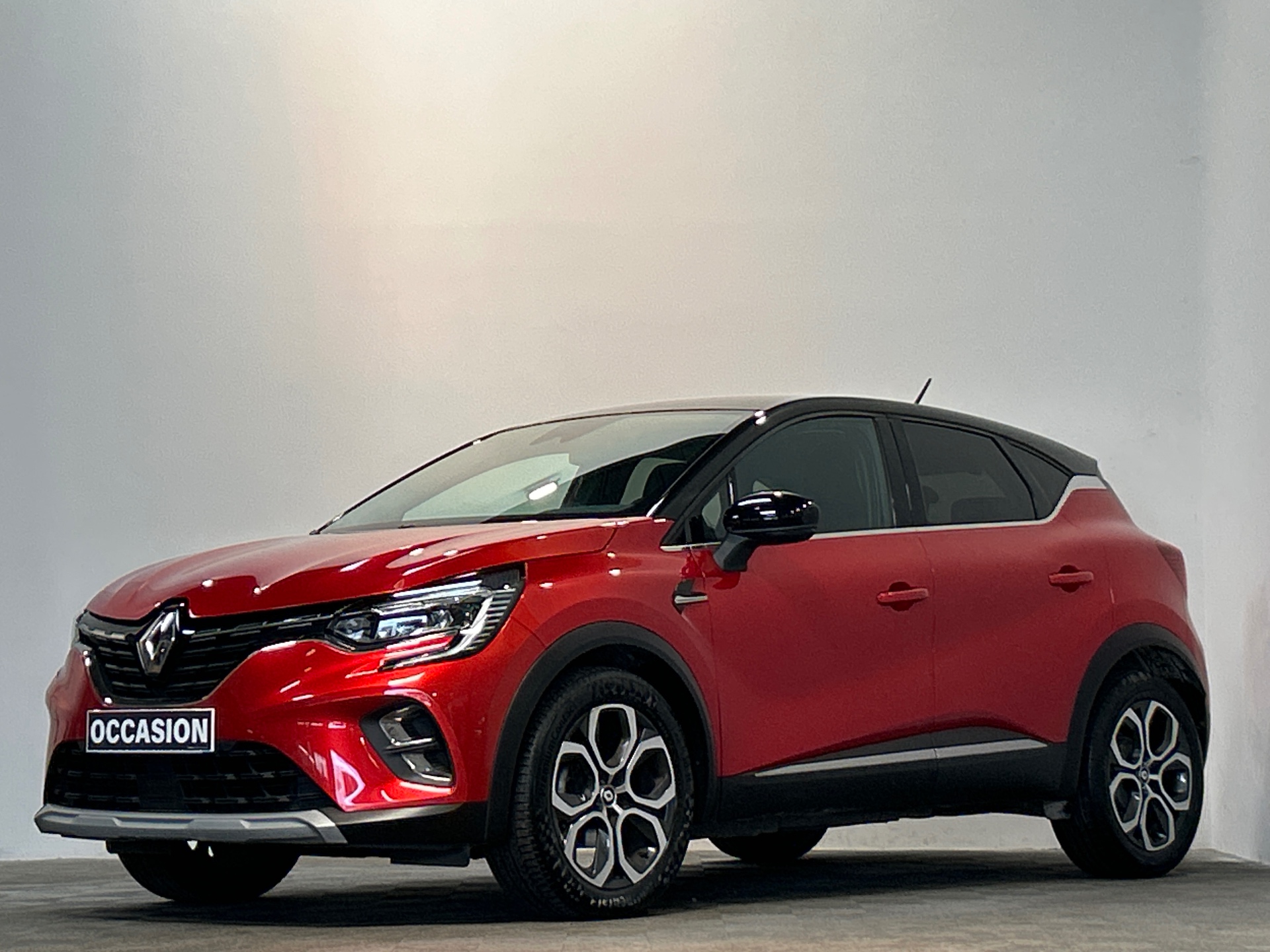 RENAULT CAPTUR TCe 140 EDC - 21 Intens