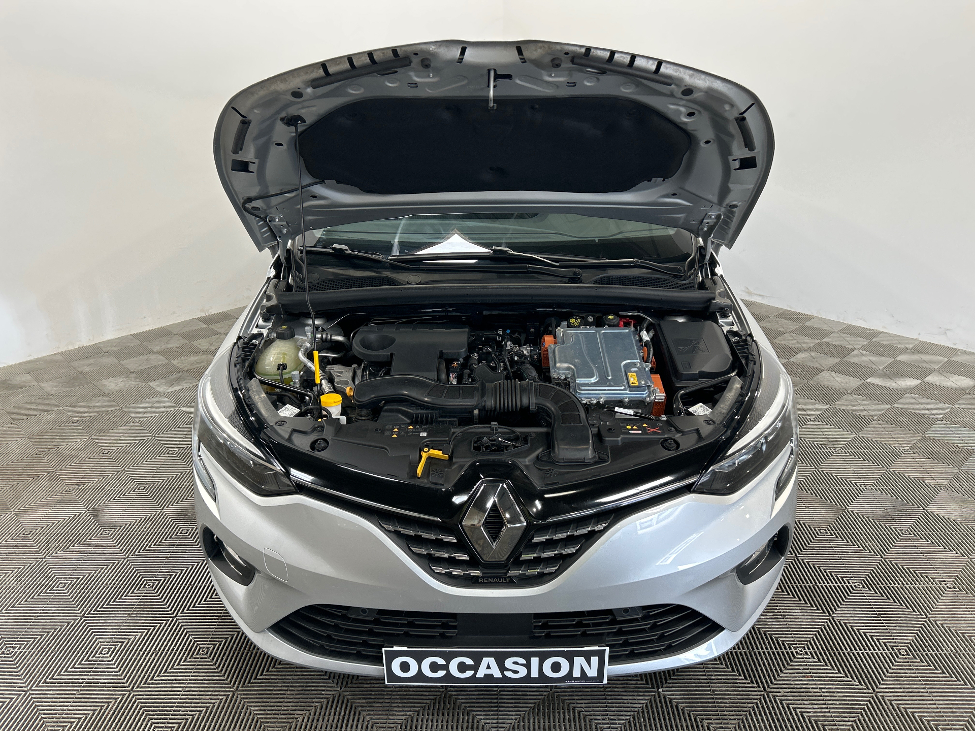 RENAULT CLIO V E-Tech full hybrid 145 Techno — expertise