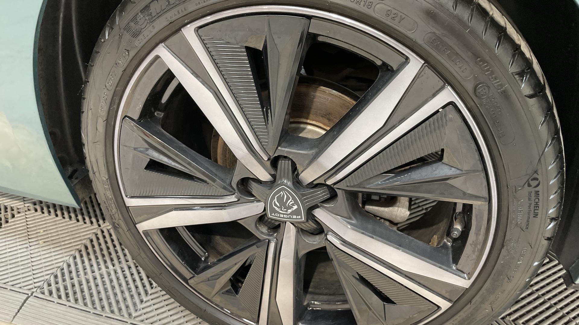 PEUGEOT 308 SW BlueHDi 130ch S&S EAT8 GT — expertise