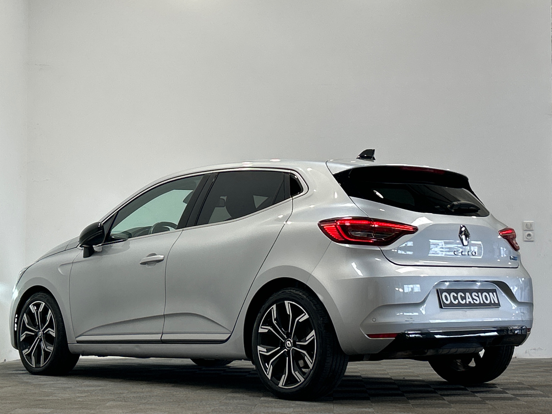 RENAULT CLIO V E-Tech full hybrid 145 Techno