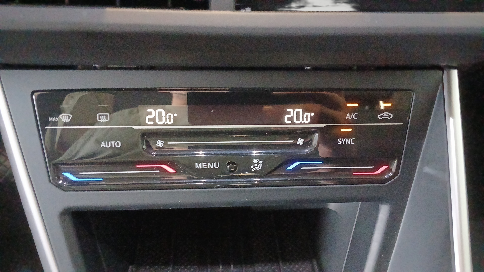 VOLKSWAGEN TAIGO TSI 115 HP LIFE DSG