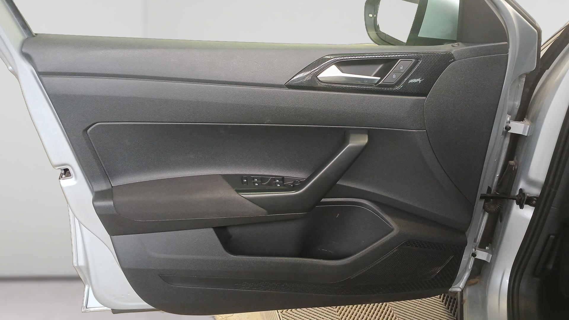 VOLKSWAGEN TAIGO TSI 115 HP LIFE DSG