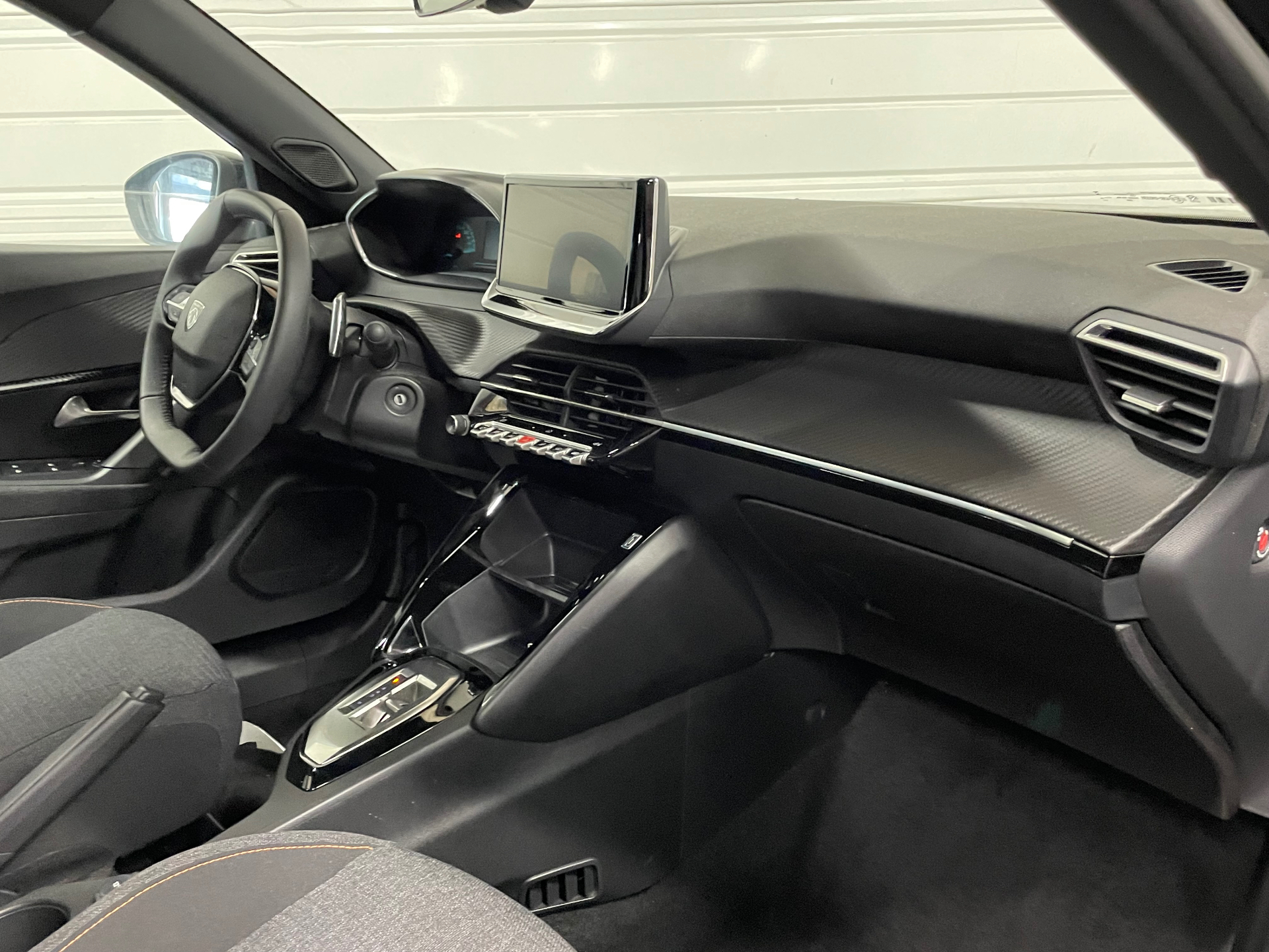 PEUGEOT 2008 Hybrid 145 ch e-DCS6 Style