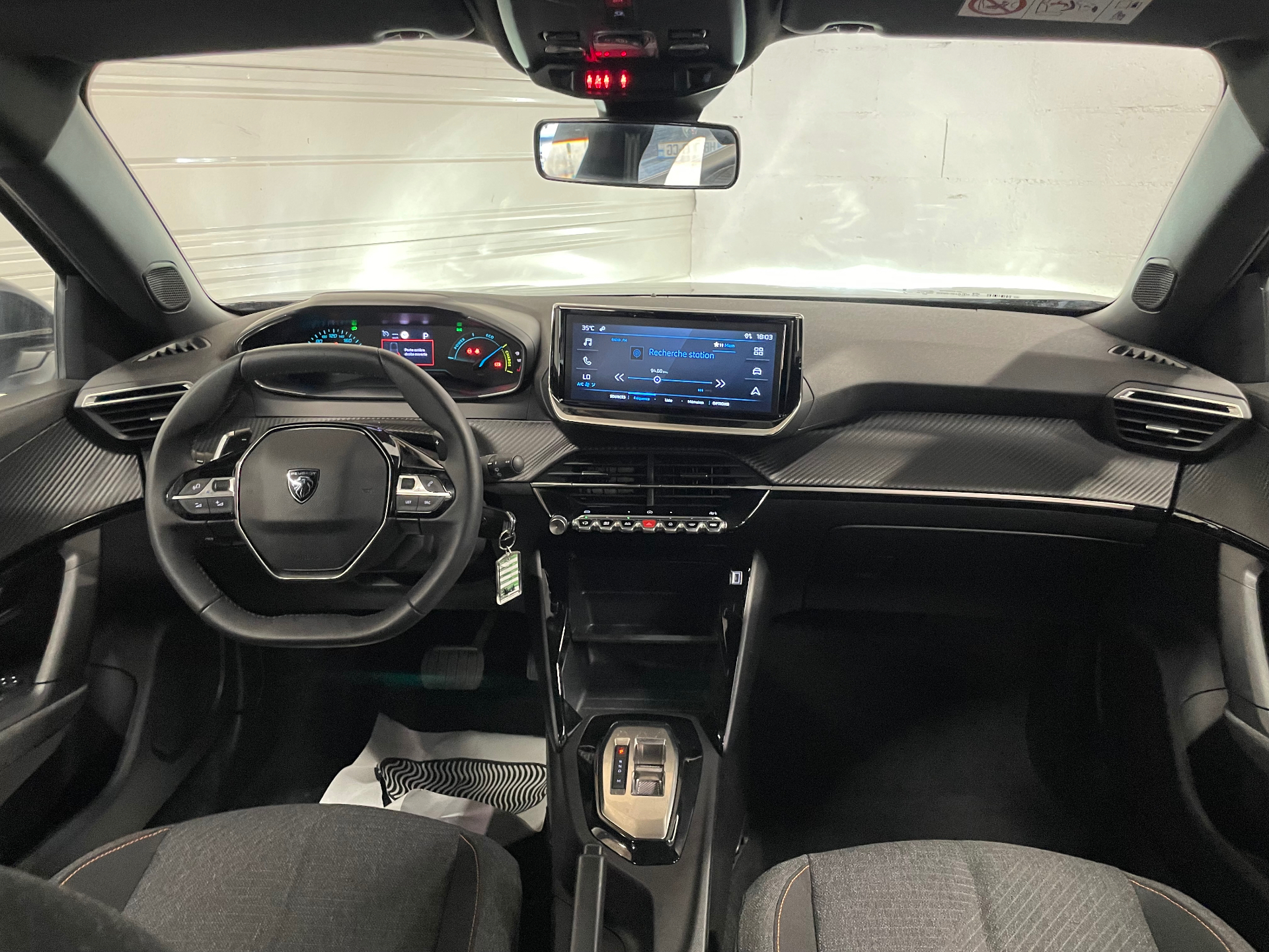 PEUGEOT 2008 Hybrid 145 ch e-DCS6 Style