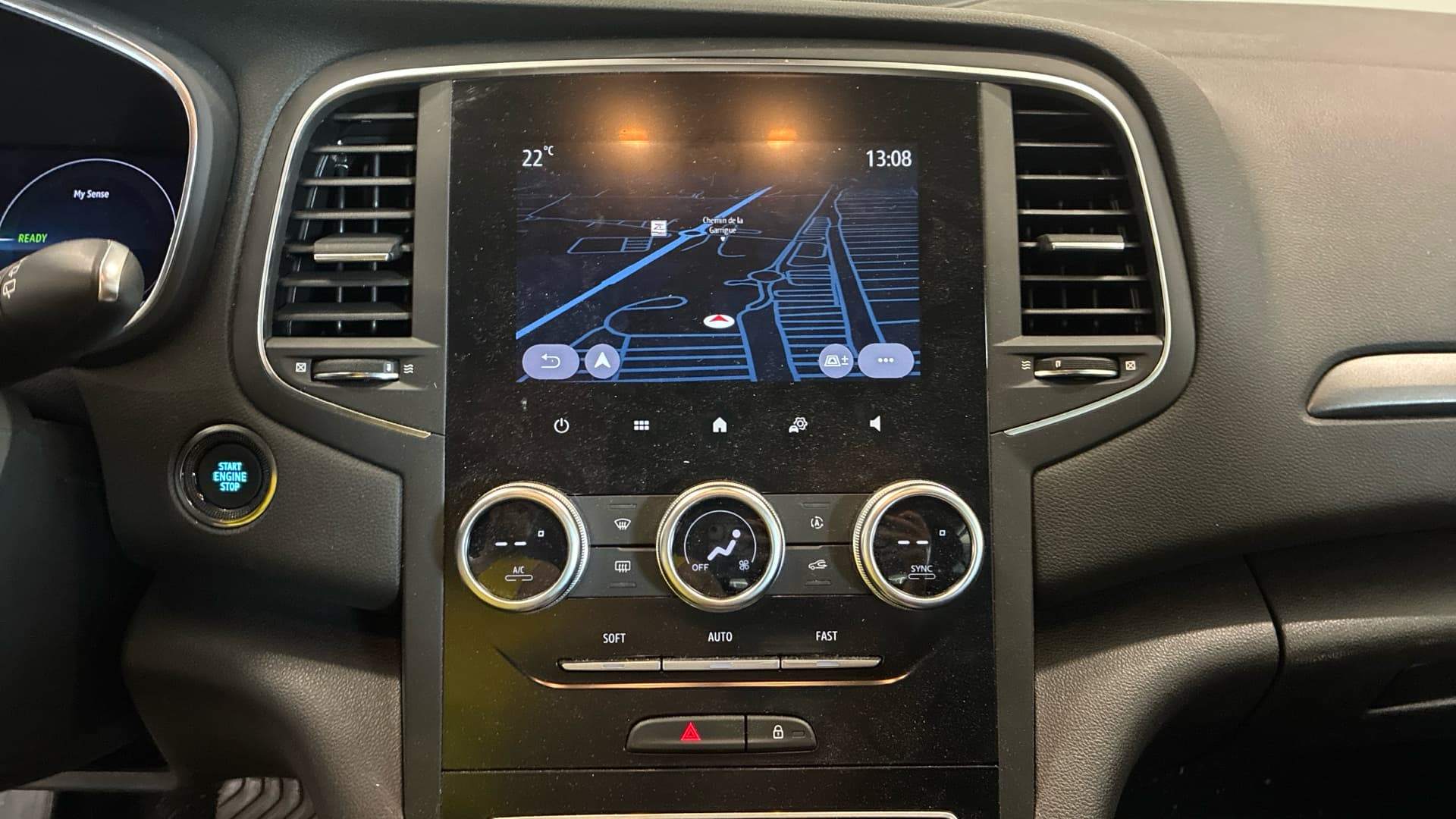RENAULT MEGANE IV ESTATE E-TECH Plug-In Hybride 160 Business