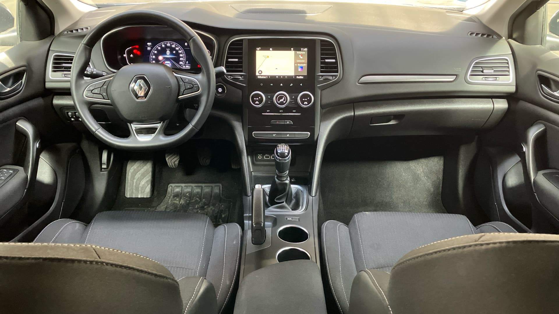 RENAULT MEGANE IV ESTATE Blue dCi 115 Business