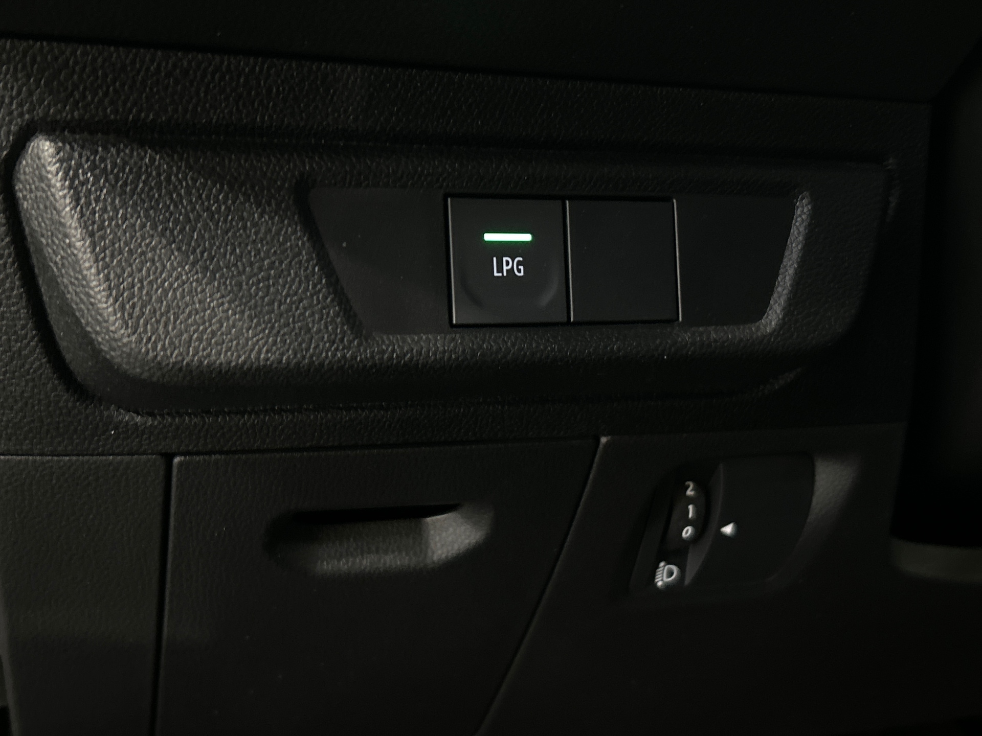 DACIA SANDERO ECO-G 100 Stepway Expression +