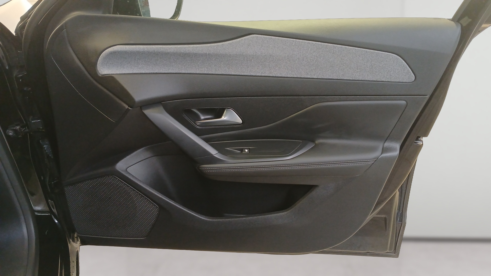 PEUGEOT 308 Allure Hybrid 145 ch e-DCS6