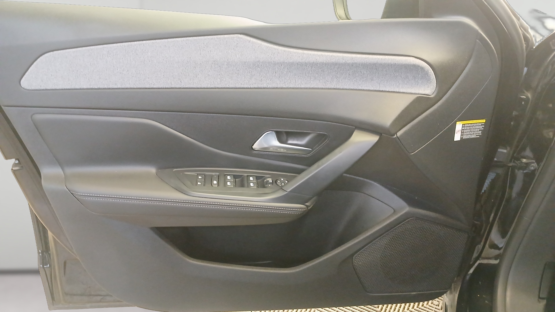 PEUGEOT 308 Allure Hybrid 145 ch e-DCS6