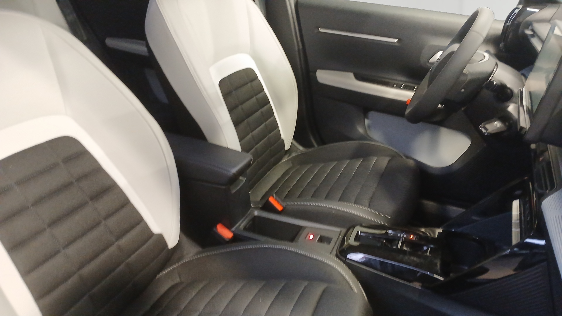 CITROEN C3 AIRCROSS Hybride 145 E-dcs6 MAX