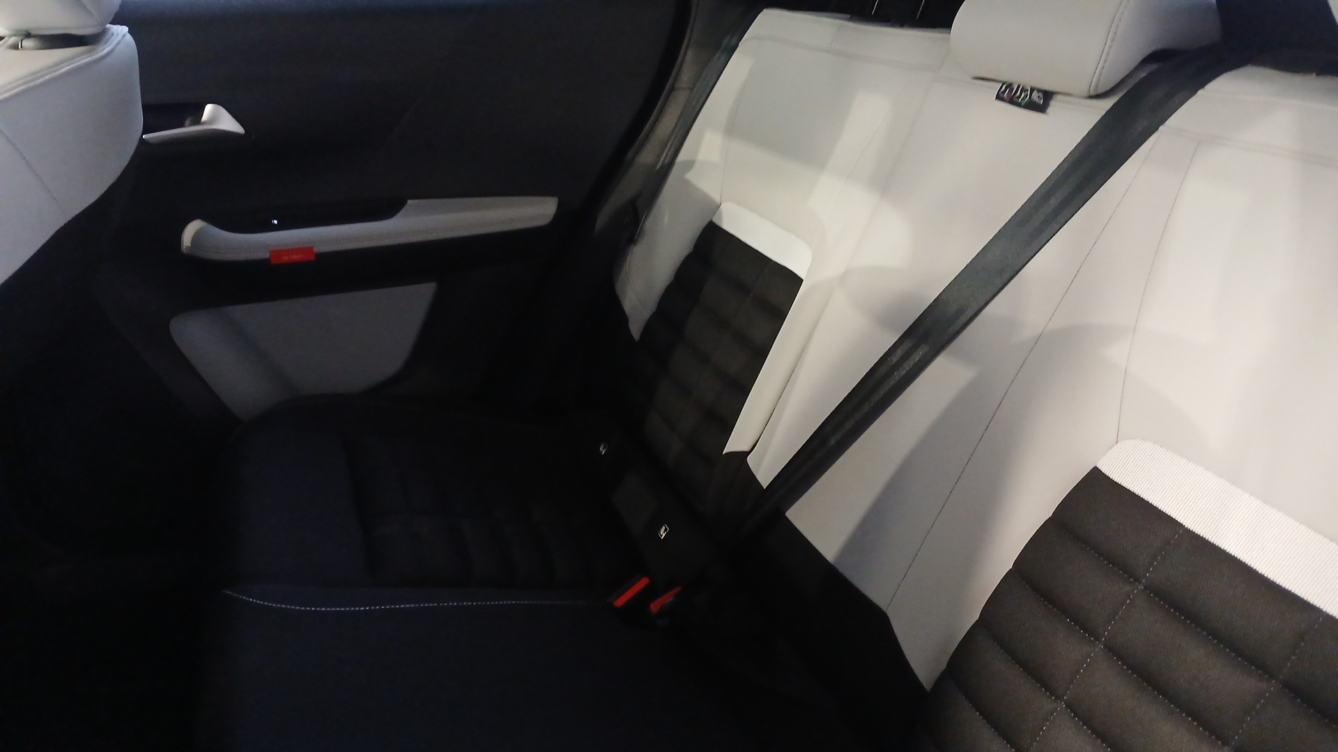 CITROEN C3 AIRCROSS Hybride 145 E-dcs6 MAX